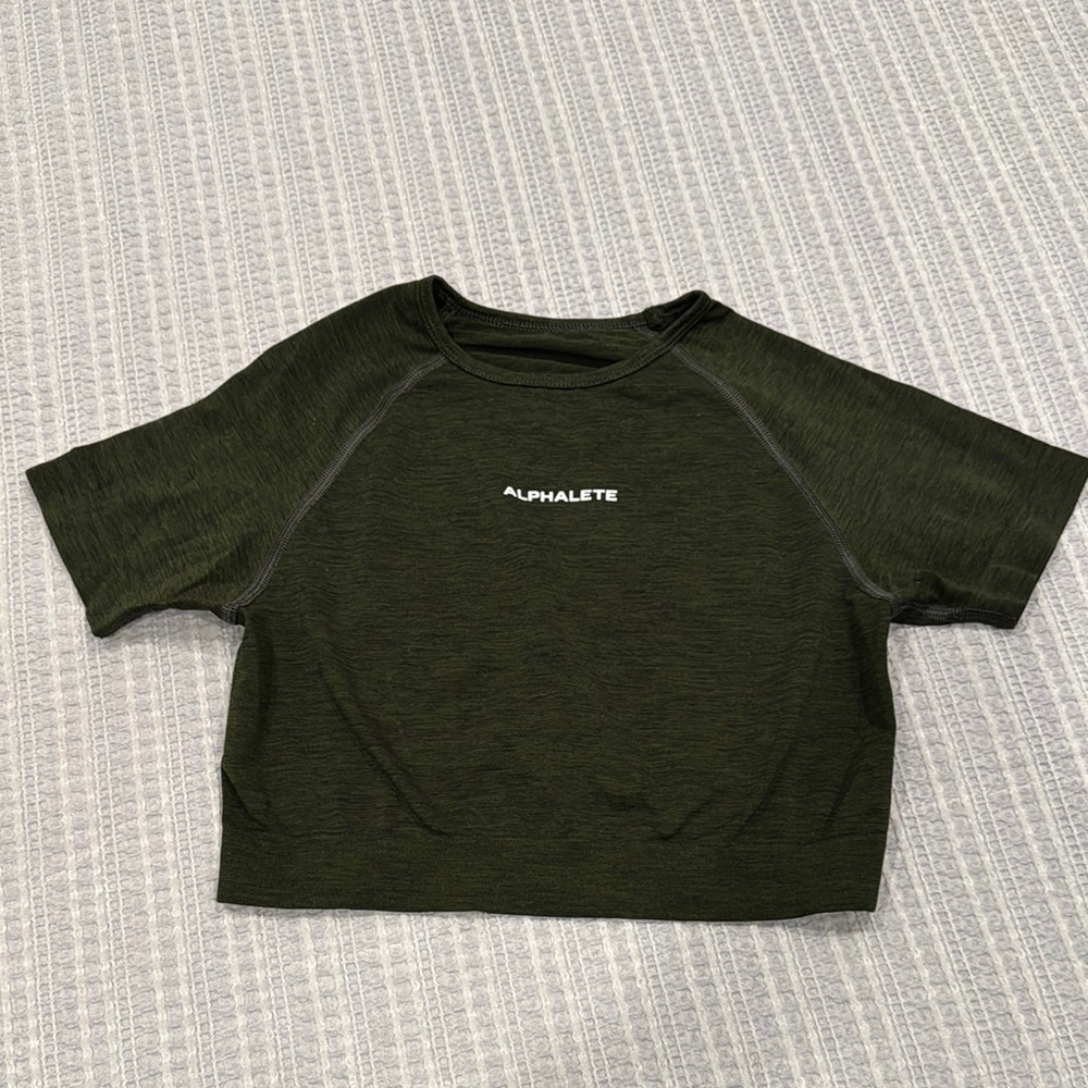 Alphalete Green Seamless Croo Top